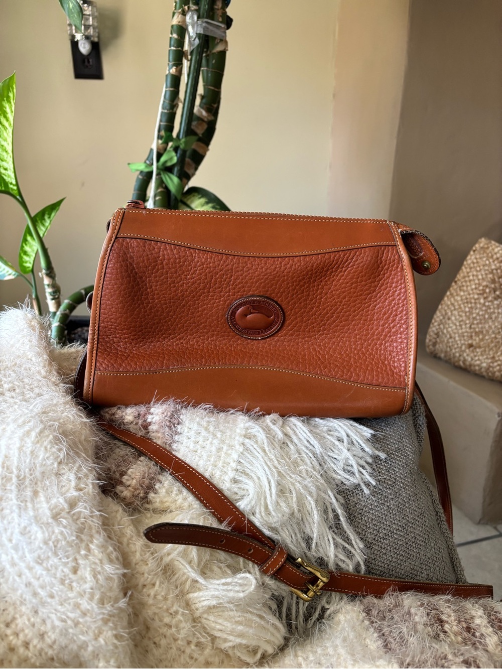 Dooney & Bourke / Brown Orange Fall Vintage Bag Purse Handbag Crossbody